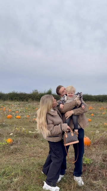 Amy Hart instagram post 773665