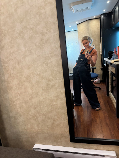 Andrea Brooks instagram post 787688