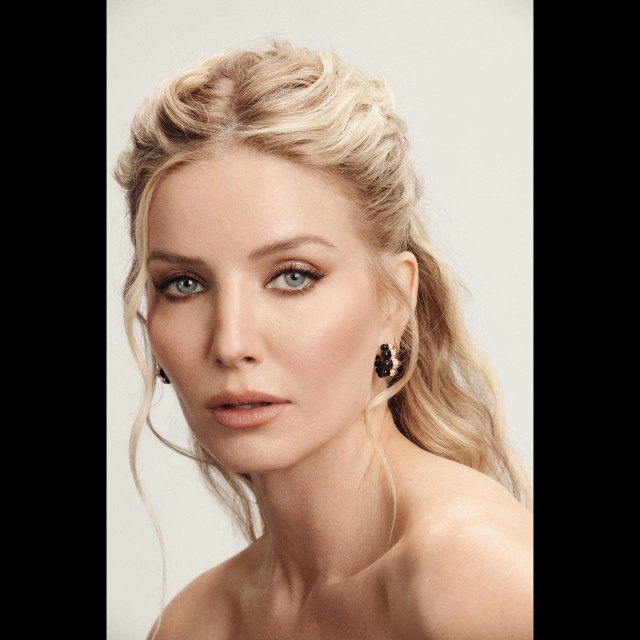 Annabelle Wallis instagram post 780539
