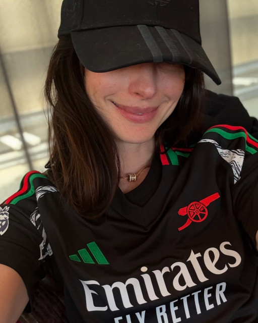 Anne Hathaway instagram post 783149