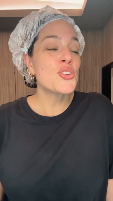 Ashley Graham instagram post 790054