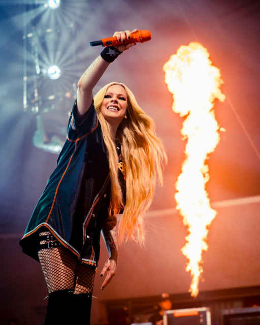 Avril Lavigne instagram post 785411