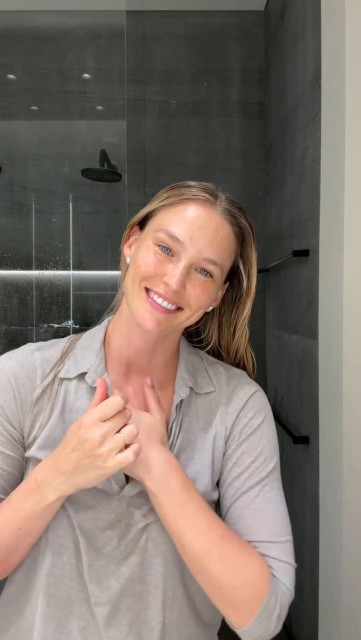 Bar Refaeli instagram post 785969