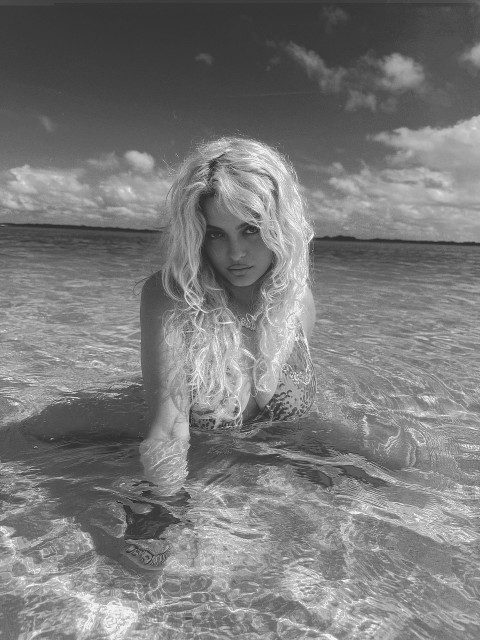 Bebe Rexha instagram post 792605