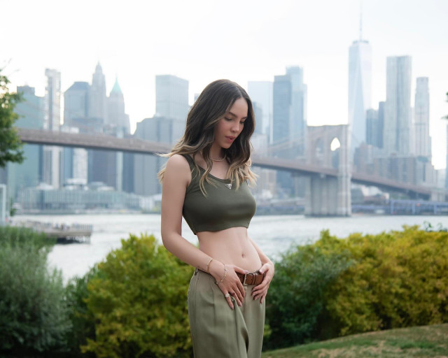 Belinda Peregrin instagram post 787378