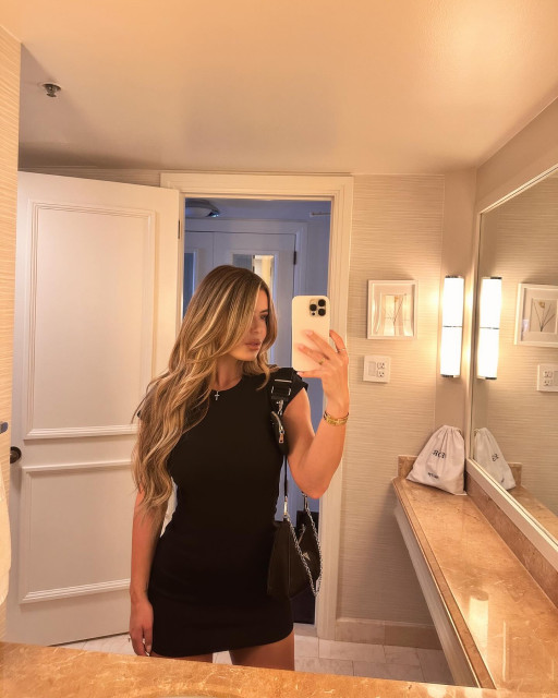 Brielle Biermann instagram post 774555