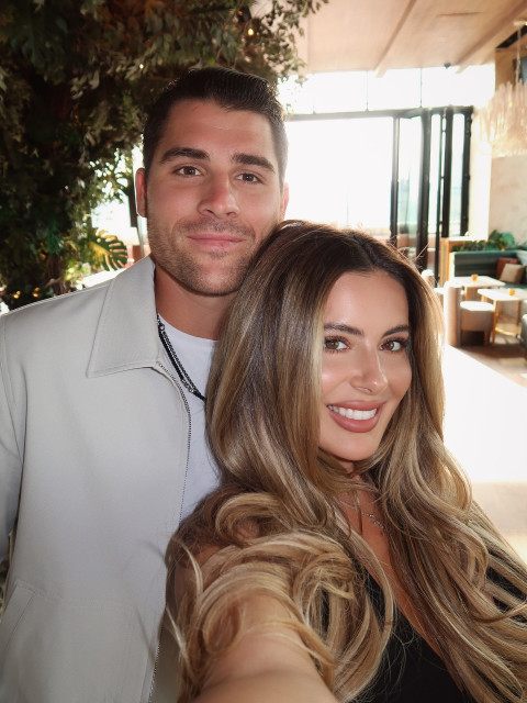 Brielle Biermann instagram post 785963
