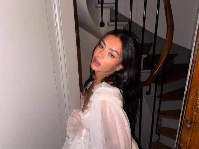 Charli XCX instagram post 790027