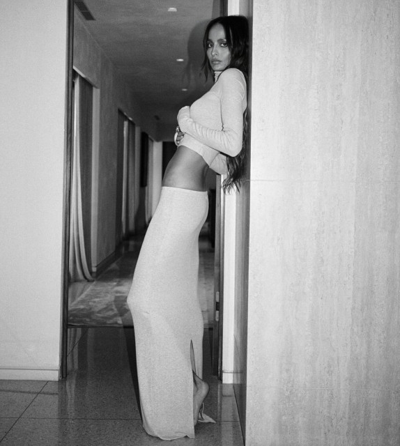 Chloe Bartoli instagram post 767130