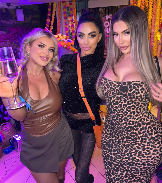 Chloe Ferry instagram post 778852
