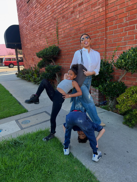 Christine Teigen instagram post 788203