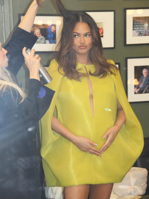 Christine Teigen instagram post 789001