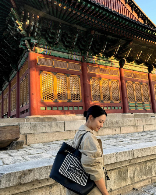 Claudia Kim instagram post 773699