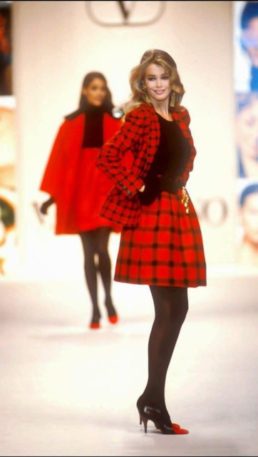 Claudia Schiffer instagram post 779077