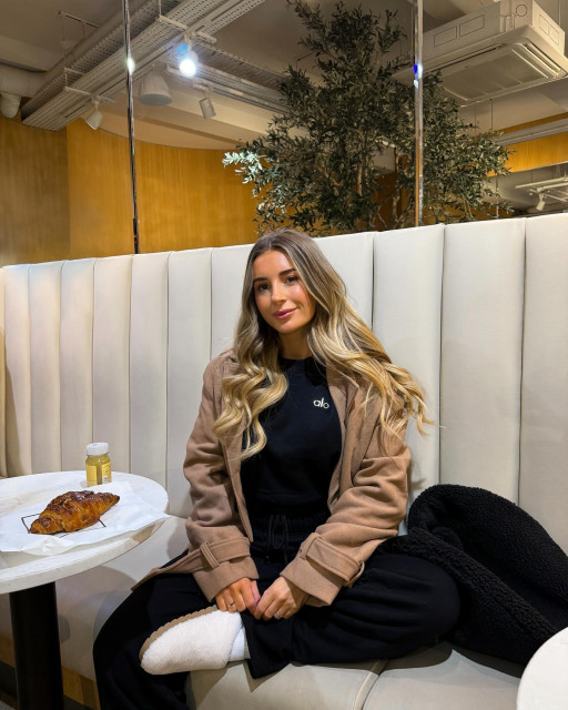 Dani Dyer instagram post 775441