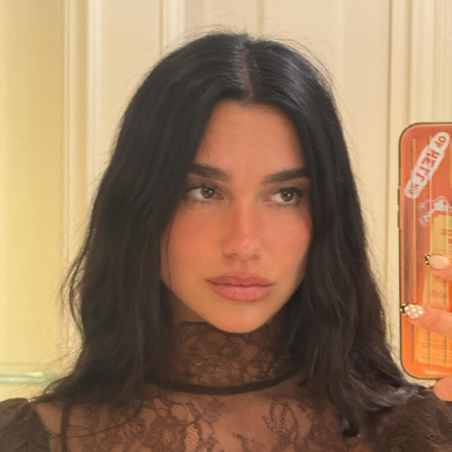 Dua Lipa instagram post 785977
