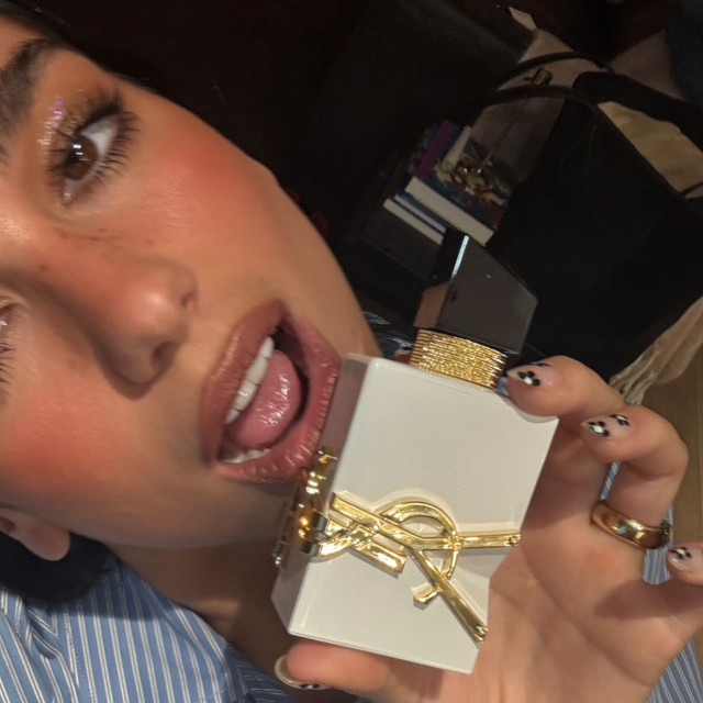 Dua Lipa instagram post 786257