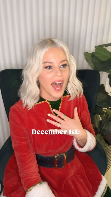 Elizabeth Banks instagram post 776596
