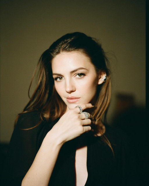 Ella Hunt instagram post 776127