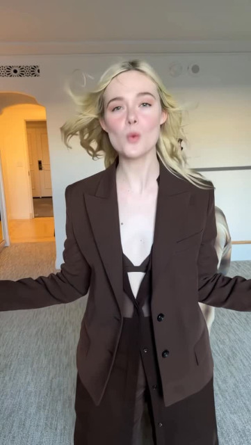 Elle Fanning instagram post 790722