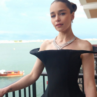 Emilia Clarke инстаграм фото