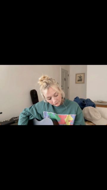 Emily Kinney instagram post 772490