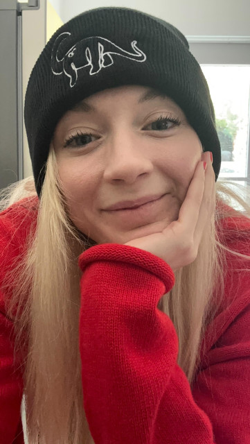 Emily Kinney instagram post 775437