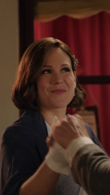Erin Krakow instagram post 780632