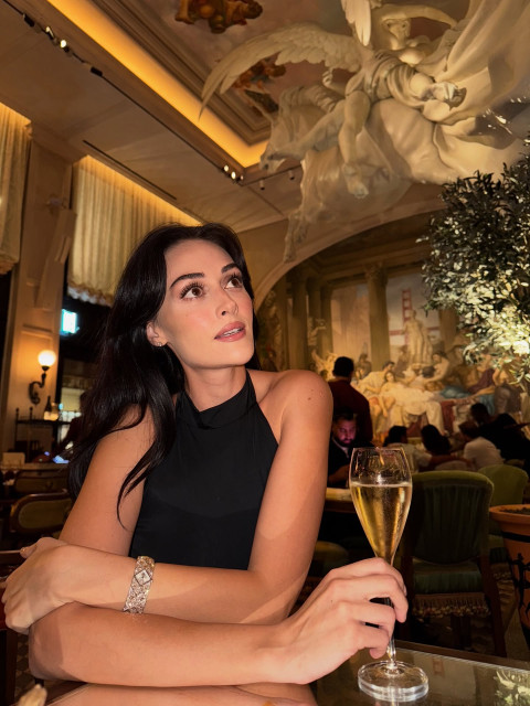 Esra Bilgic instagram post 789109