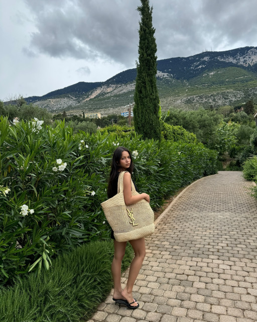 Fiona Barron instagram post 783189