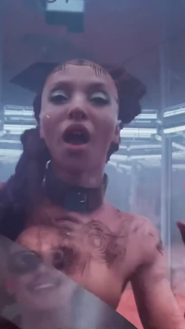 FKA Twigs instagram post 774254