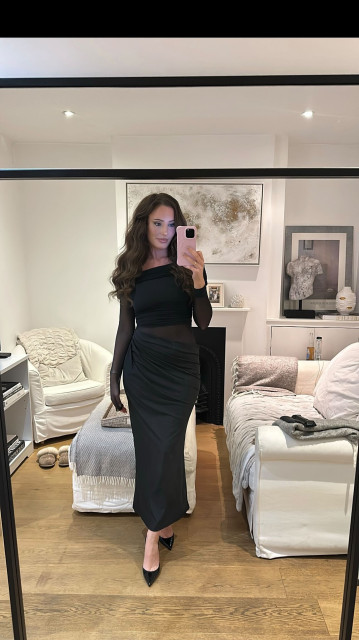 Georgie Clarke instagram post 778551