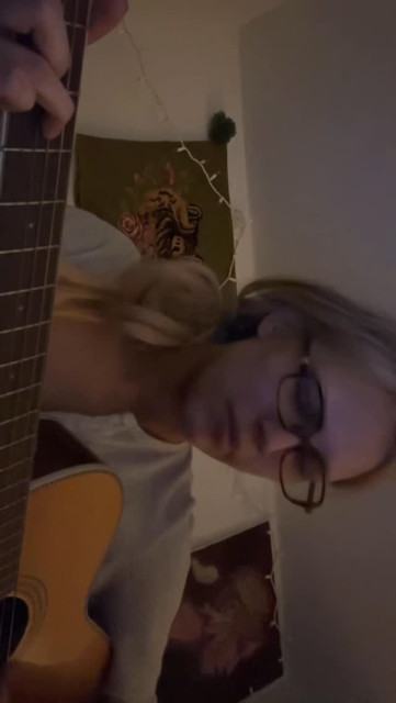 Grace VanderWaal instagram post 790148