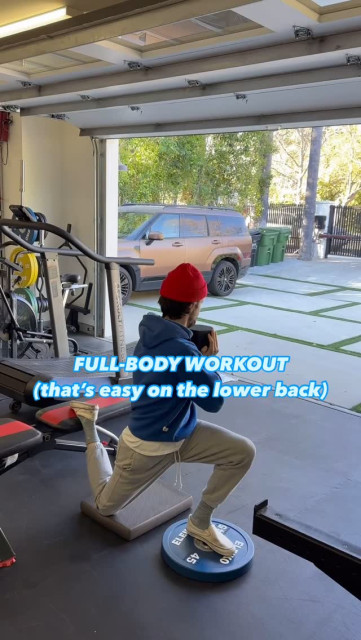 Grant Gustin instagram post 779957