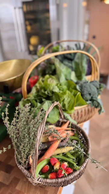Gwyneth Paltrow instagram post 780463