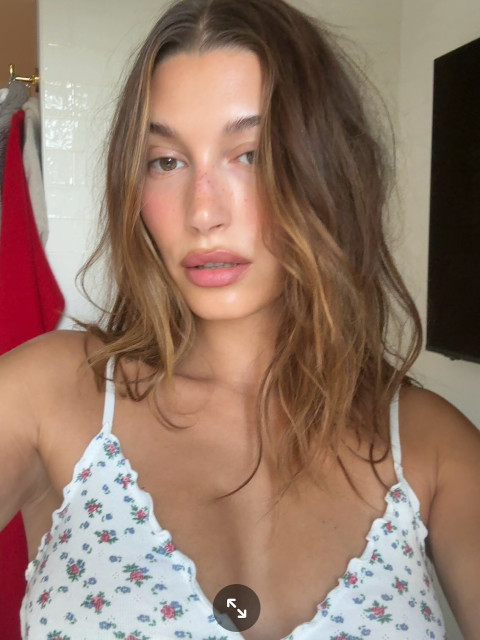 Hailey Baldwin instagram post 788081