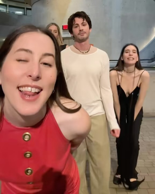 Haim instagram post 784845