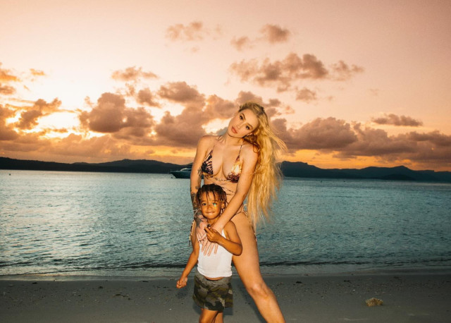 Iggy Azalea instagram post 765007