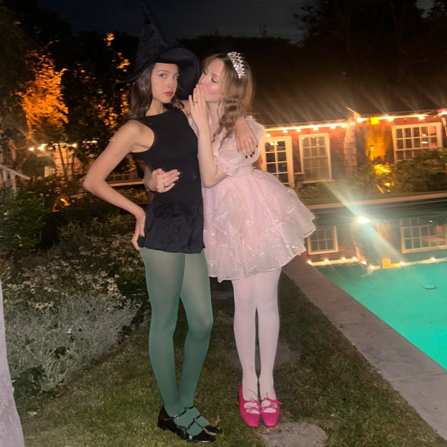 Iris Apatow instagram post 774781
