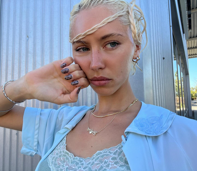 Iris Law instagram post 781429