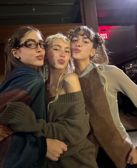 Iris Law instagram post 783225