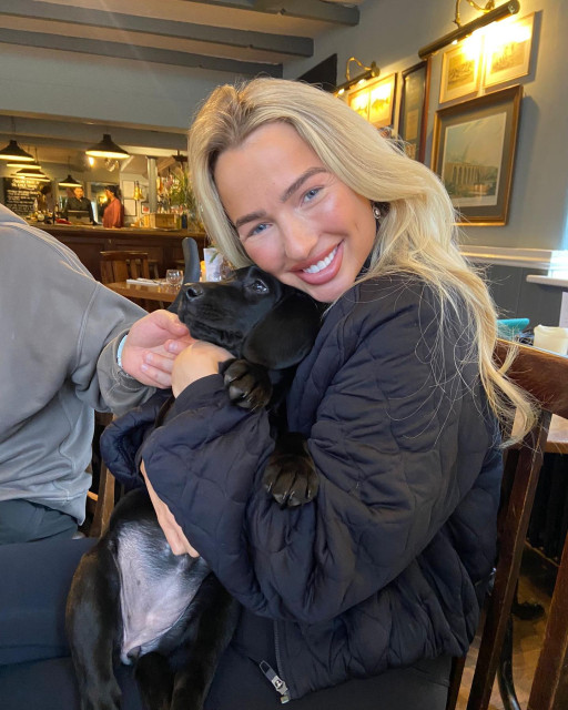 Isabelle Warburton instagram post 780013