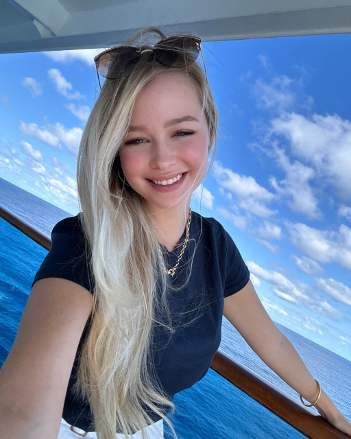 Ivy Mae Anderson instagram post 779714