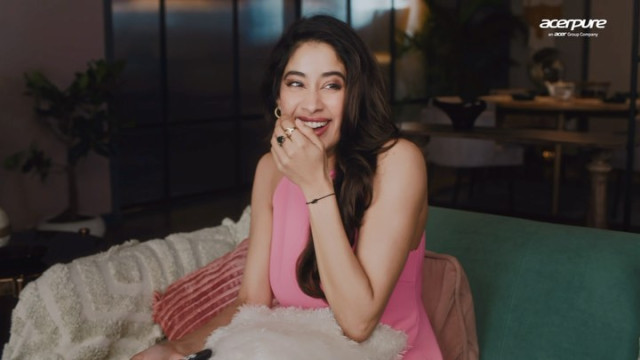 Janhvi Kapoor instagram post 774842