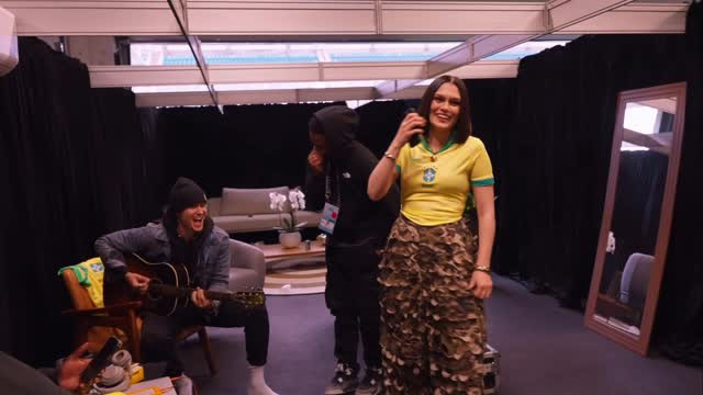 Jessie J instagram post 791097