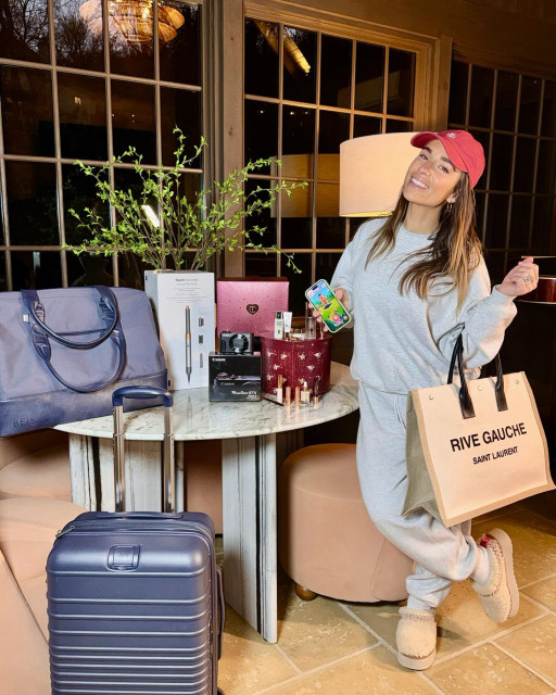 Jessie James Decker instagram post 778730