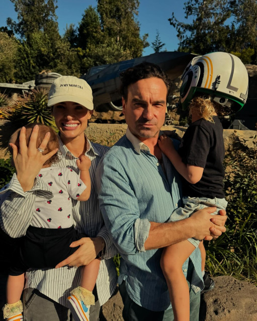 Johnny Galecki instagram post 772668