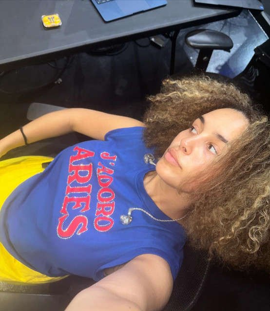 Jorja Smith instagram post 771019