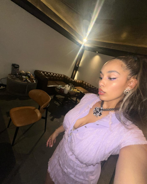 Jorja Smith instagram post 780103