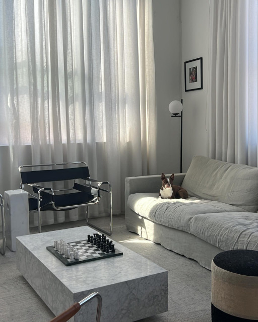 Julia Van Os instagram post 765867